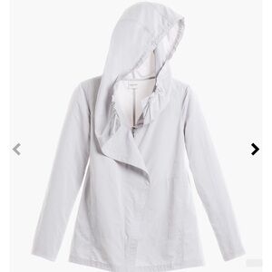 ZENERGY (CHICO'S)™️ Women's Size 2 (L/12) Draped Front Zip Jacket in Bone Color